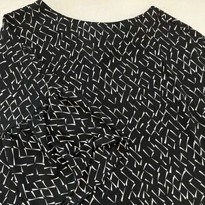 Banana Republic Blouse Women Med Black Geo Print Bell Sleeve Tie Back Pullover